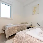 Pet Friendly In With Wifi Vikendica Drage
