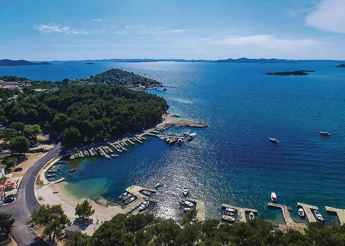 Pet Friendly In With Wifi Casa vacanze Drage