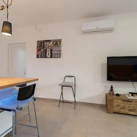 Holiday home Pet Friendly In With Wifi *