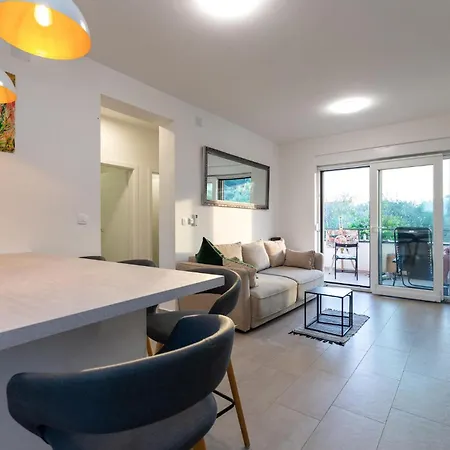 Pet Friendly In With Wifi 度假居 *